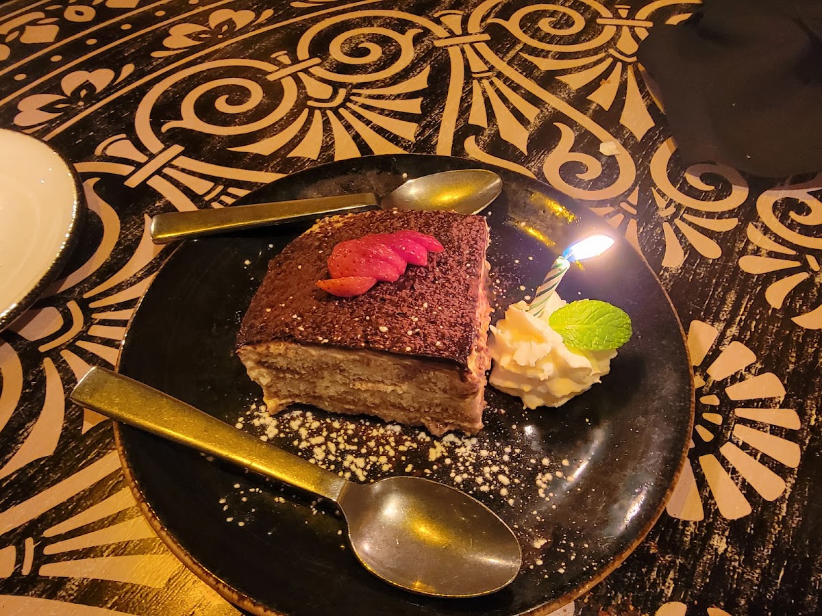 Lena's Wood-Fired Pizza & Tap - Italian Cuisine-10